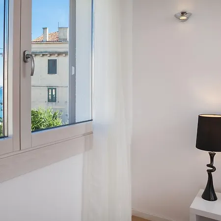 Apartment Vjera *